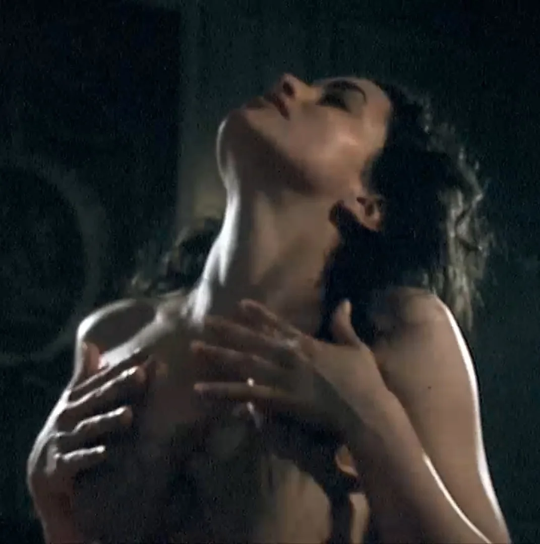 Emmanuelle Vaugier Nude Sex Scene In Hysteria