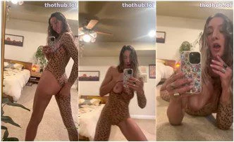 Stephinspace Nude Striptease OnlyFans Video Leaked  